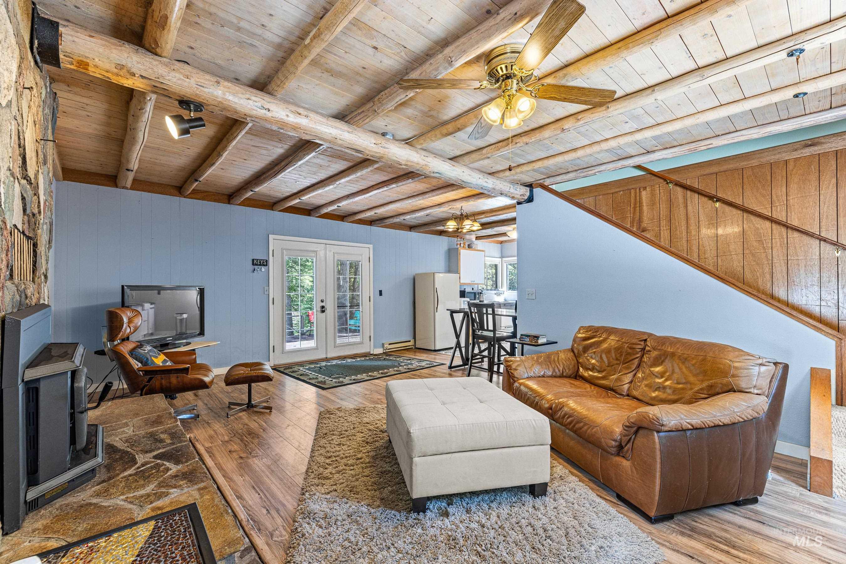 995 Cedar Crest Dr, McCall, Idaho 83638, 3 Bedrooms, 1 Bathroom, Residential For Sale, Price $739,000,MLS 98983174