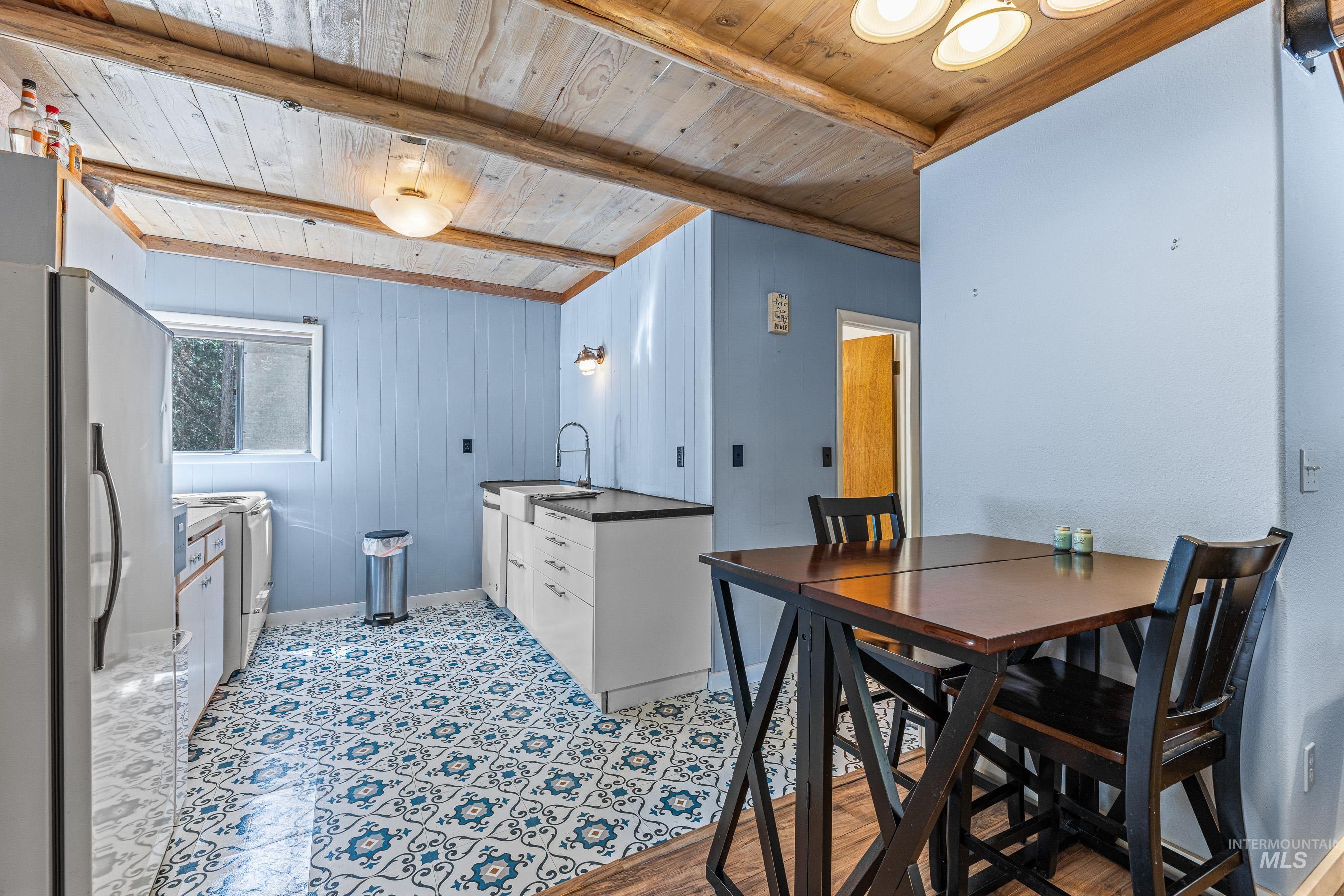 995 Cedar Crest Dr, McCall, Idaho 83638, 3 Bedrooms, 1 Bathroom, Residential For Sale, Price $739,000,MLS 98983174