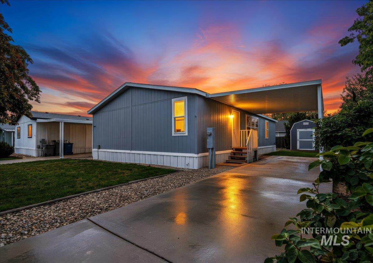 9644 W Woodland Ln, Boise, Idaho 83704, 3 Bedrooms, 2 Bathrooms, Residential For Sale, Price $159,900, 98983176