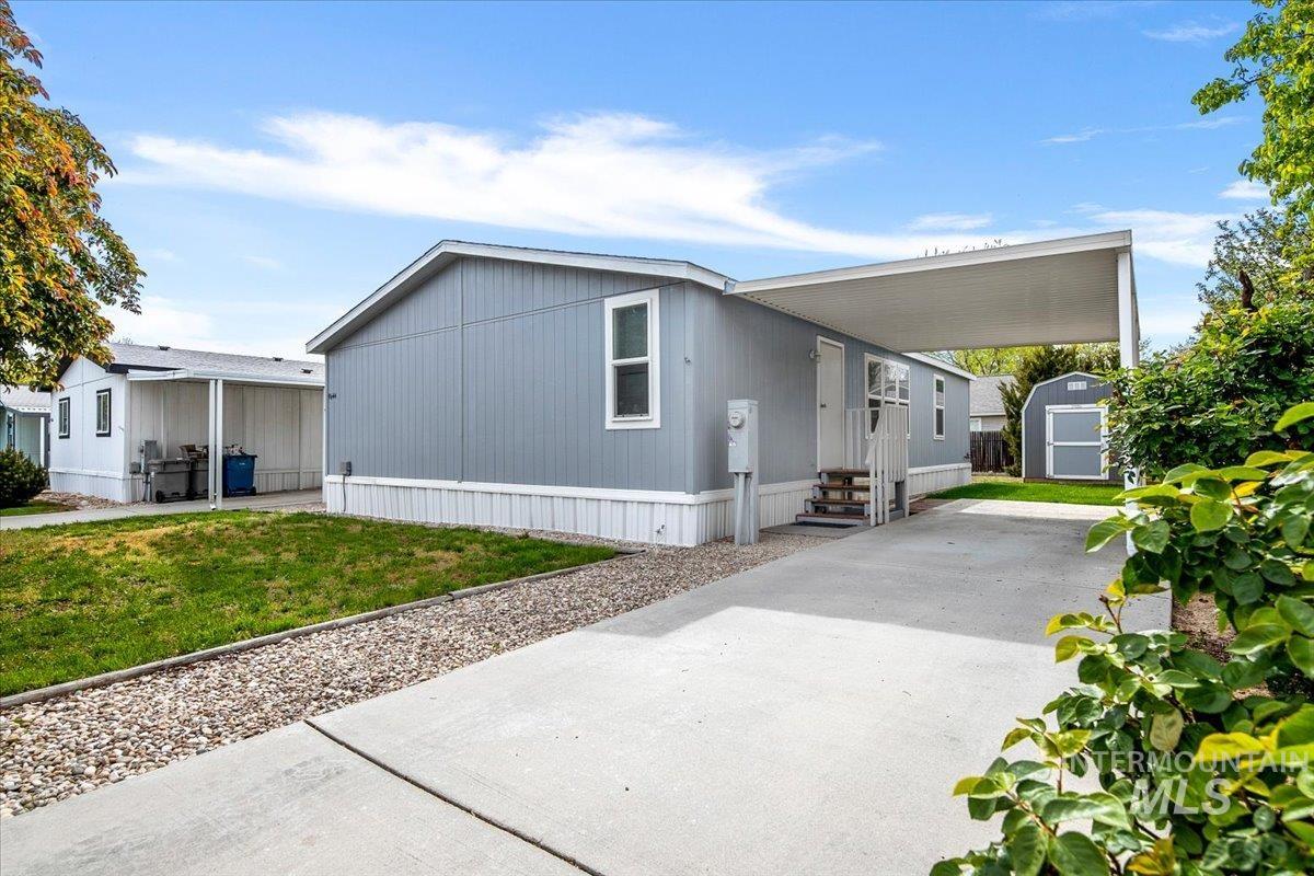 9644 W Woodland Ln, Boise, Idaho 83704, 3 Bedrooms, 2 Bathrooms, Residential For Sale, Price $159,900, 98983176
