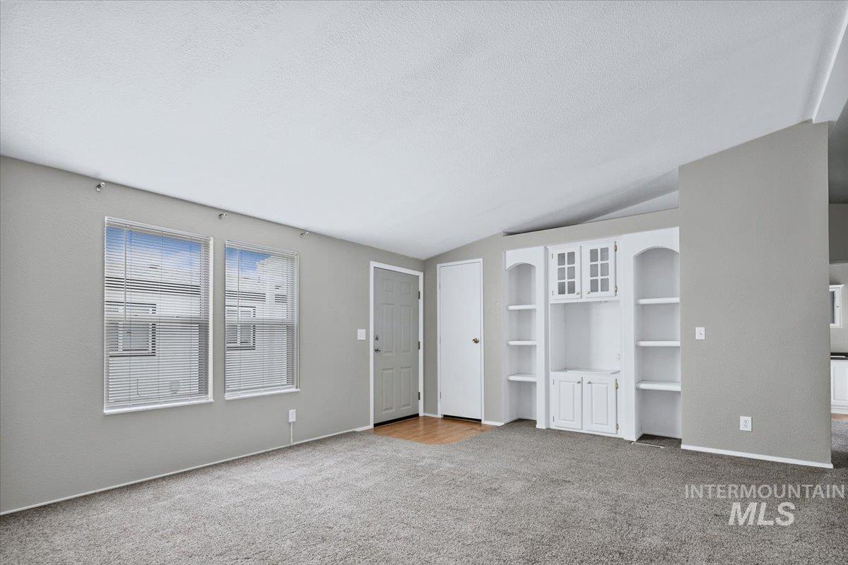 9644 W Woodland Ln, Boise, Idaho 83704, 3 Bedrooms, 2 Bathrooms, Residential For Sale, Price $159,900, 98983176