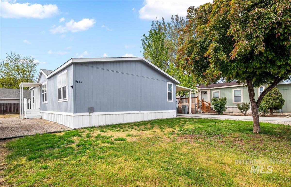 9644 W Woodland Ln, Boise, Idaho 83704, 3 Bedrooms, 2 Bathrooms, Residential For Sale, Price $159,900, 98983176