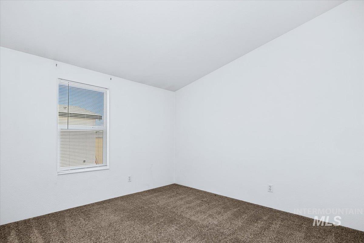 9644 W Woodland Ln, Boise, Idaho 83704, 3 Bedrooms, 2 Bathrooms, Residential For Sale, Price $159,900, 98983176