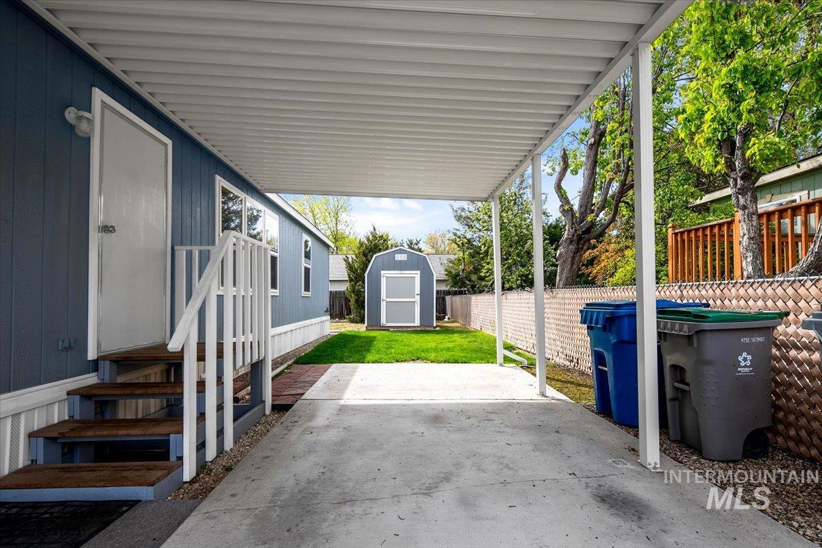 9644 W Woodland Ln, Boise, Idaho 83704, 3 Bedrooms, 2 Bathrooms, Residential For Sale, Price $159,900, 98983176