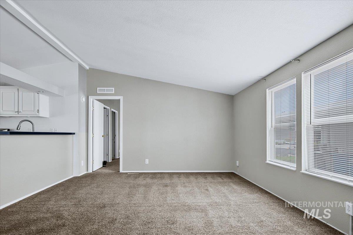 9644 W Woodland Ln, Boise, Idaho 83704, 3 Bedrooms, 2 Bathrooms, Residential For Sale, Price $159,900, 98983176