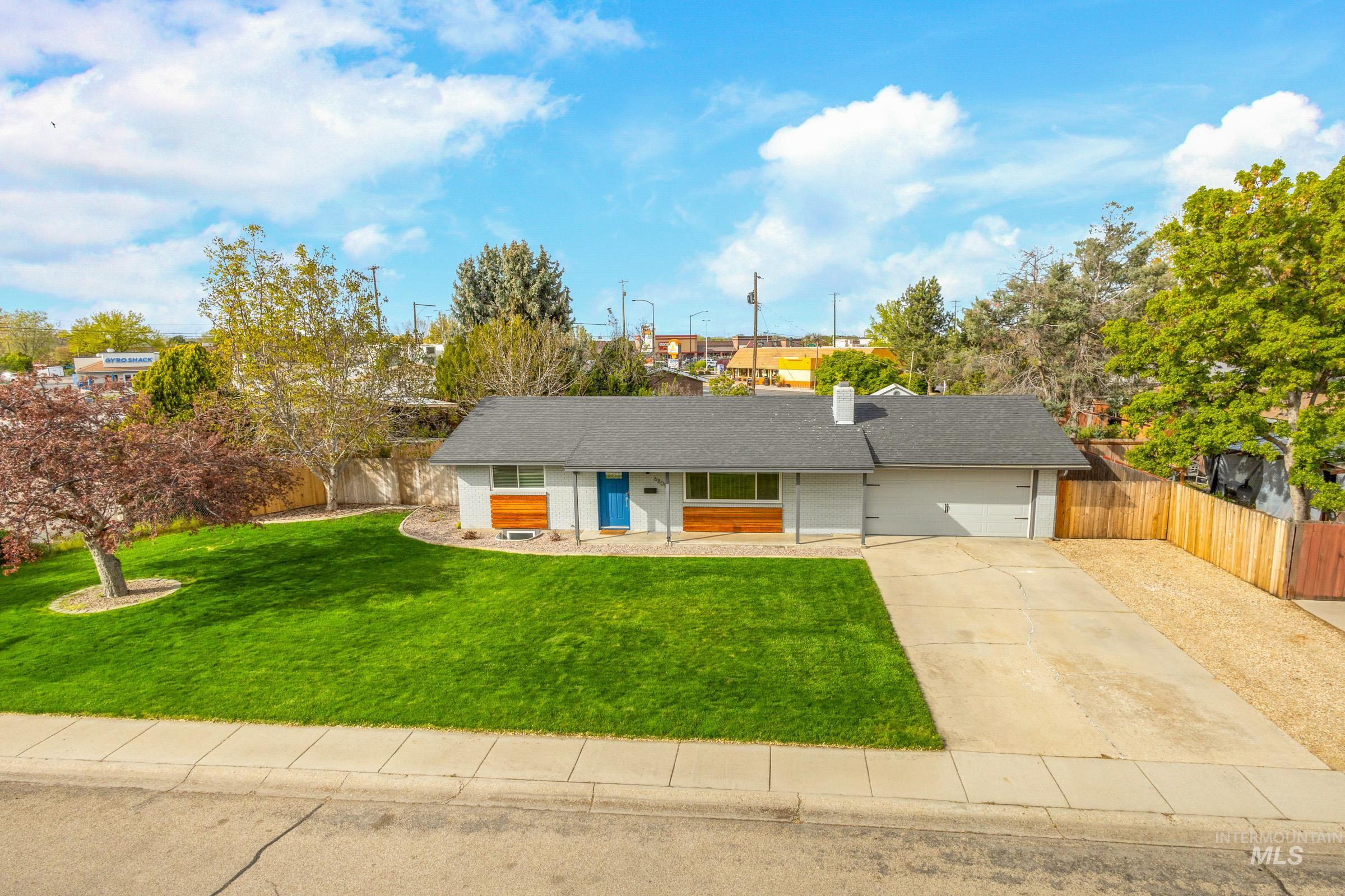 6809 W Brentwood Dr, Boise, Idaho 83709, 4 Bedrooms, 2 Bathrooms, Residential For Sale, Price $564,900,MLS 98983177