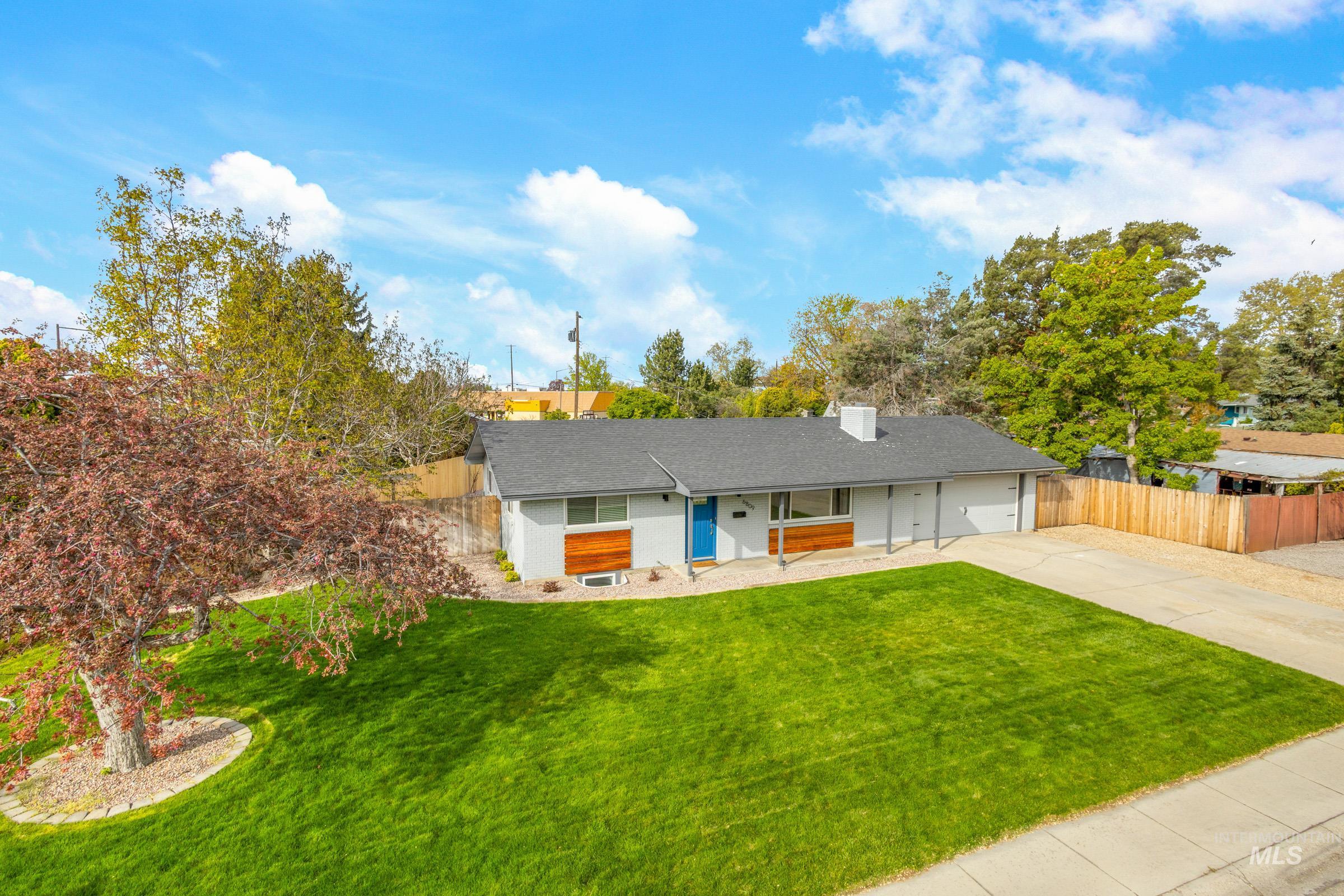 6809 W Brentwood Dr, Boise, Idaho 83709, 4 Bedrooms, 2 Bathrooms, Residential For Sale, Price $564,900,MLS 98983177
