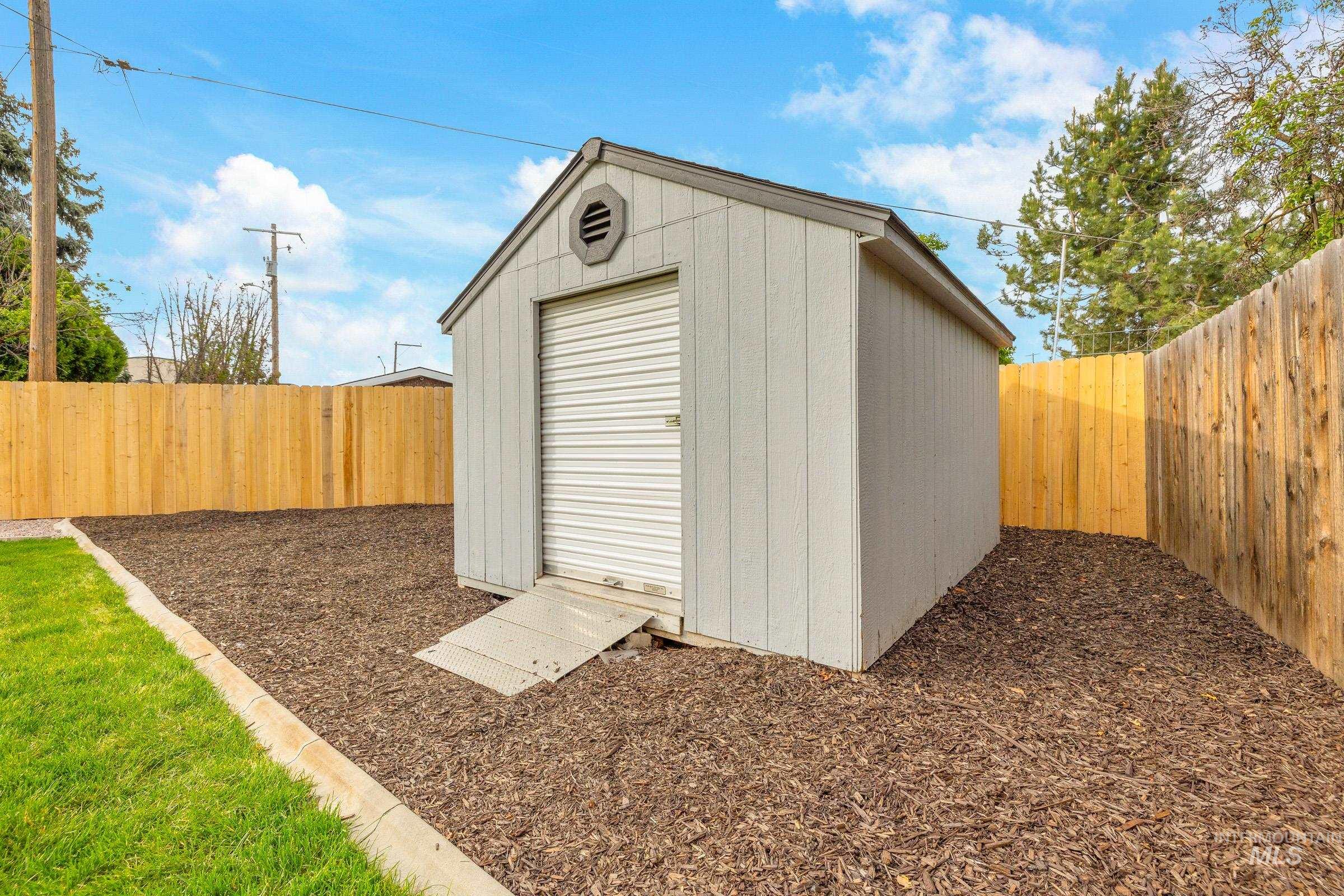 6809 W Brentwood Dr, Boise, Idaho 83709, 4 Bedrooms, 2 Bathrooms, Residential For Sale, Price $564,900,MLS 98983177