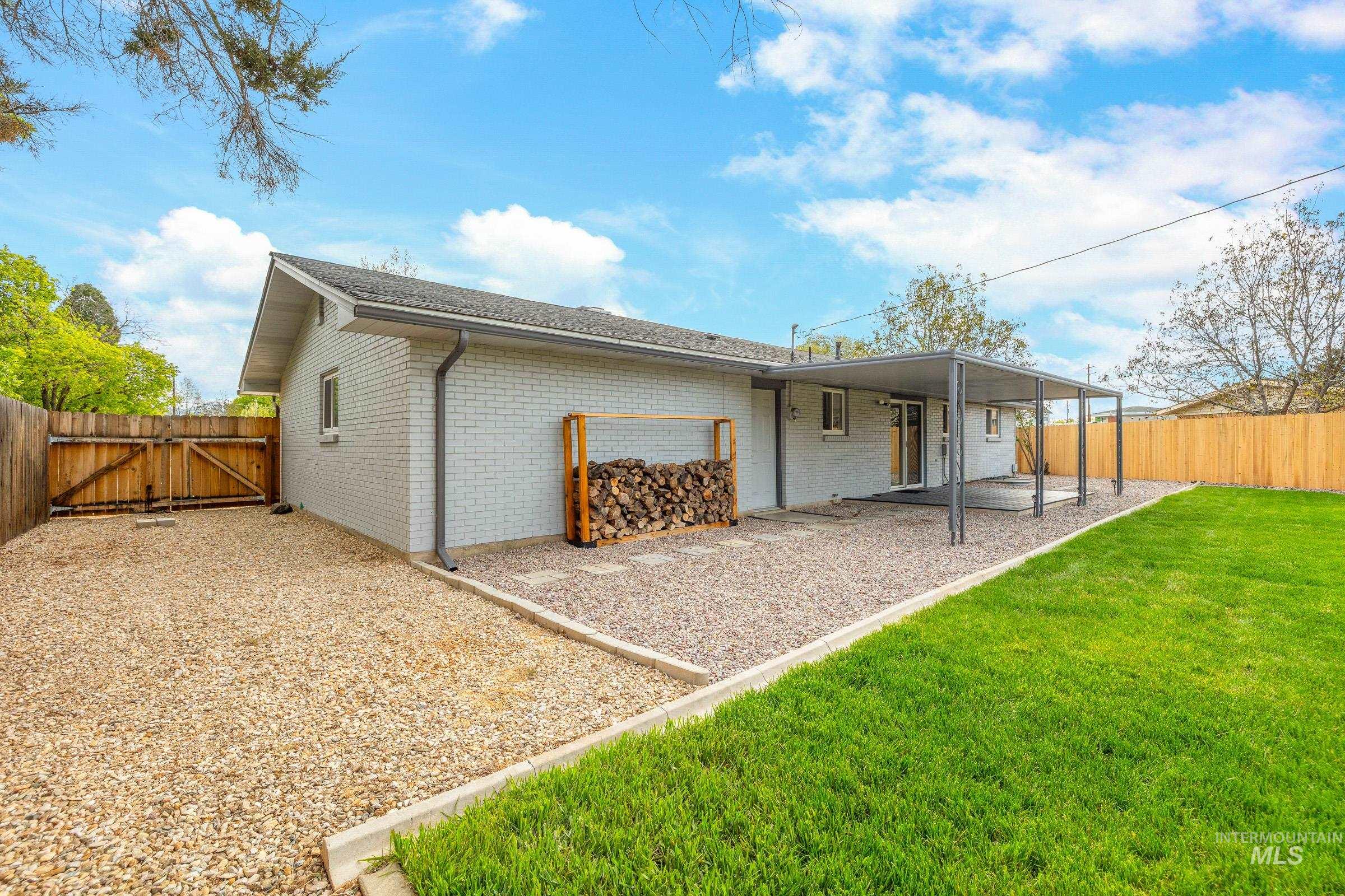6809 W Brentwood Dr, Boise, Idaho 83709, 4 Bedrooms, 2 Bathrooms, Residential For Sale, Price $564,900,MLS 98983177
