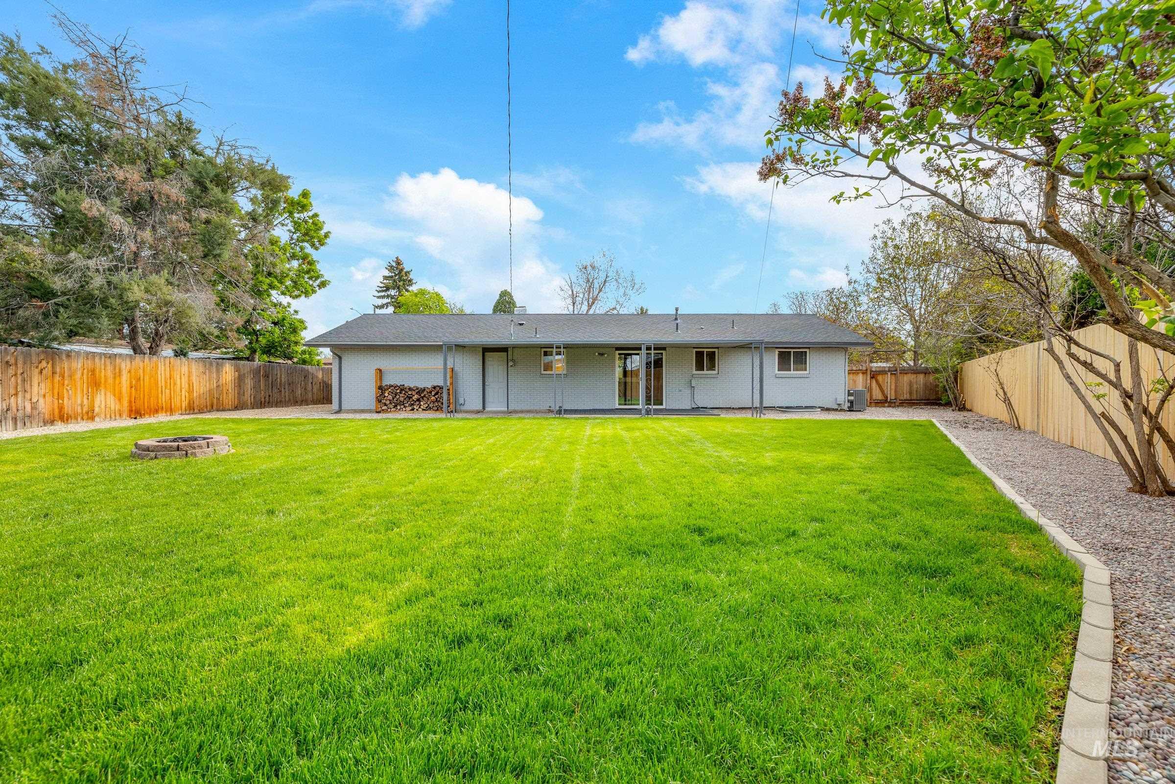 6809 W Brentwood Dr, Boise, Idaho 83709, 4 Bedrooms, 2 Bathrooms, Residential For Sale, Price $564,900,MLS 98983177
