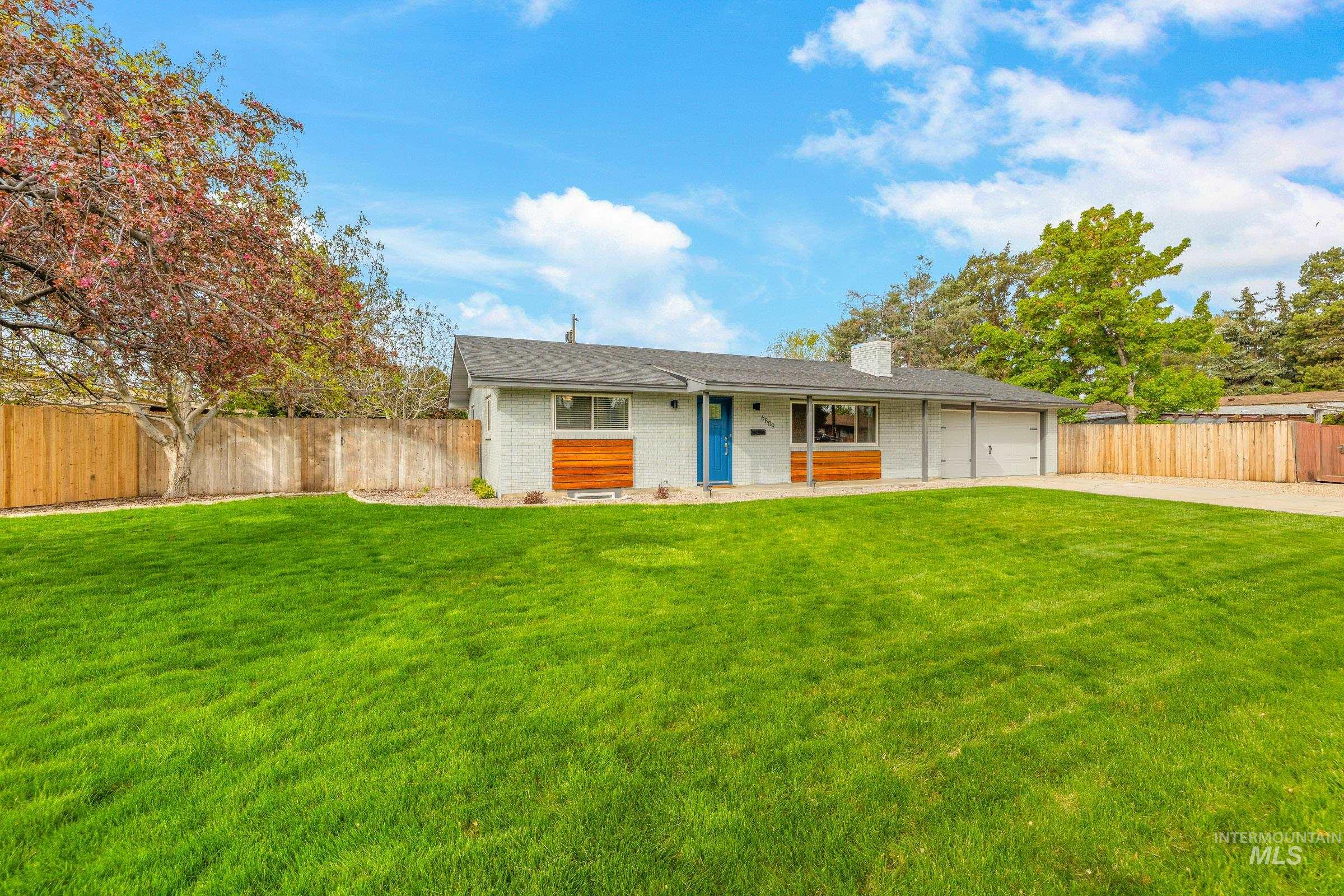 6809 W Brentwood Dr, Boise, Idaho 83709, 4 Bedrooms, 2 Bathrooms, Residential For Sale, Price $564,900,MLS 98983177