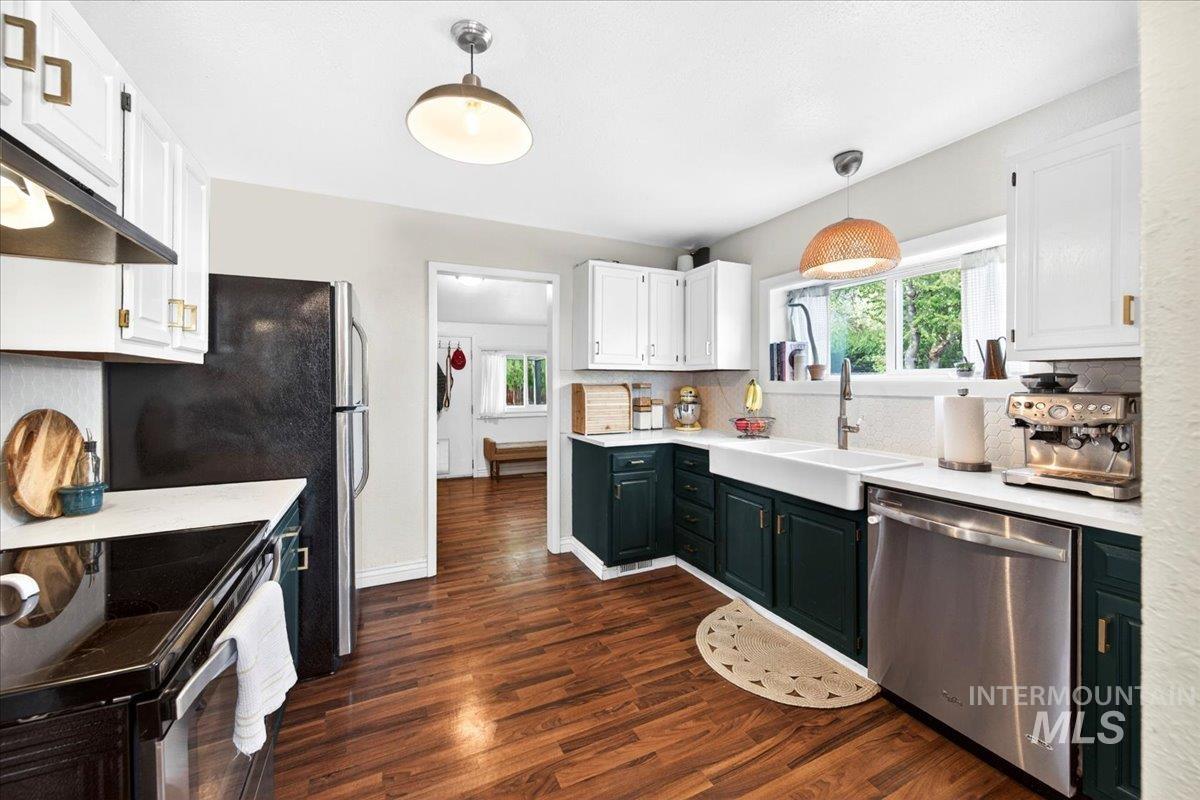 3101 W Targee St, Boise, Idaho 83705, 3 Bedrooms, 2 Bathrooms, Residential For Sale, Price $485,000,MLS 98983178