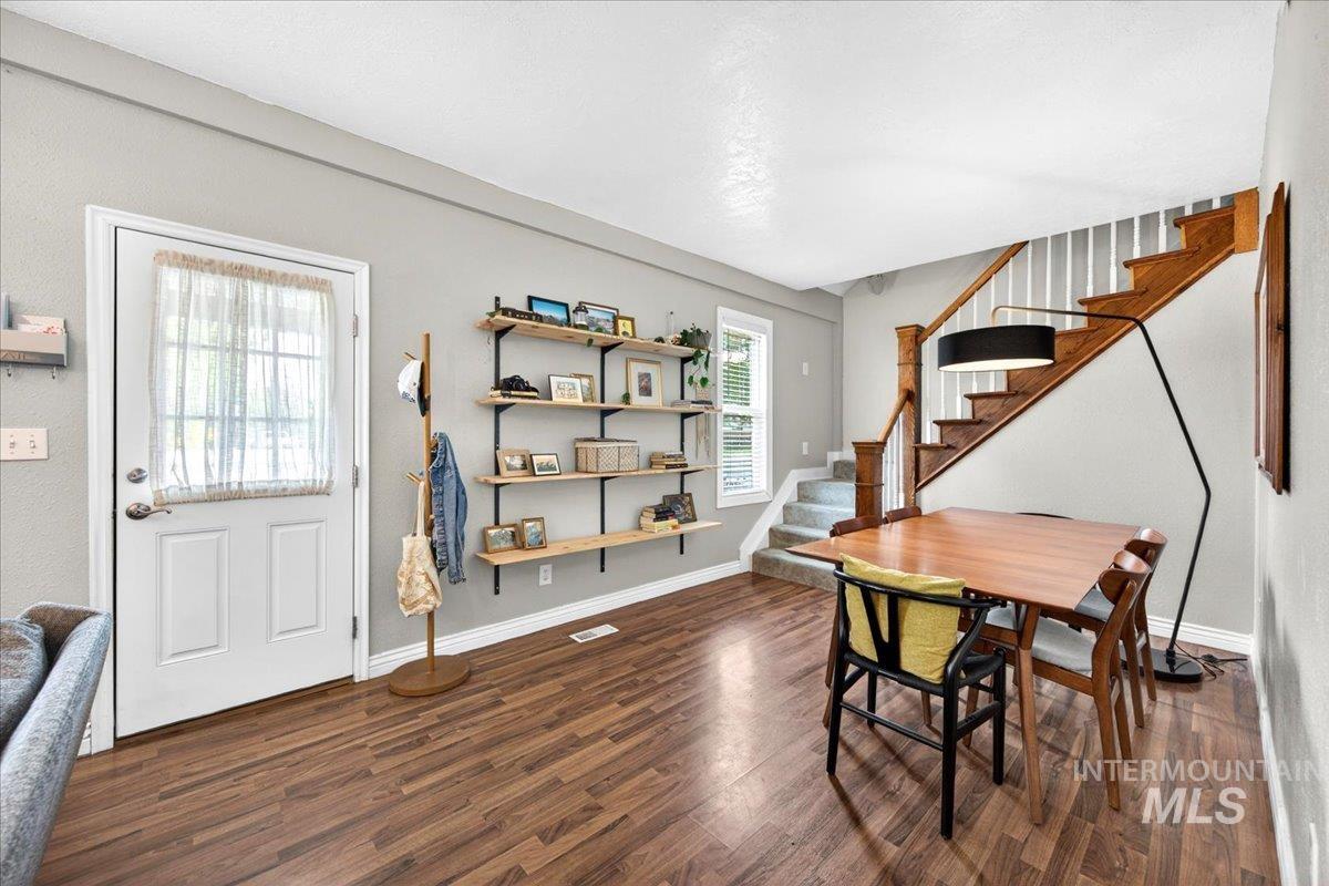 3101 W Targee St, Boise, Idaho 83705, 3 Bedrooms, 2 Bathrooms, Residential For Sale, Price $485,000,MLS 98983178