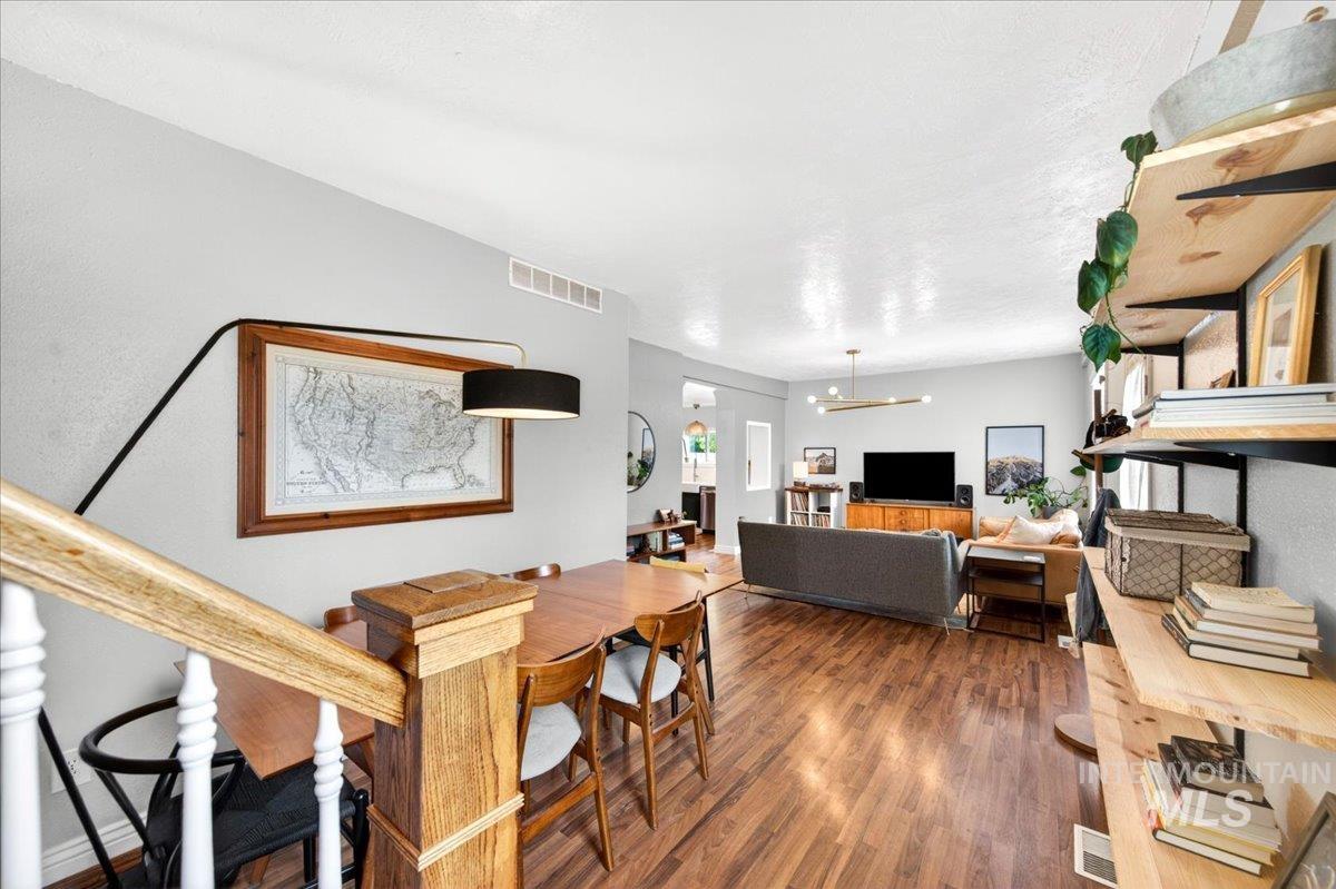 3101 W Targee St, Boise, Idaho 83705, 3 Bedrooms, 2 Bathrooms, Residential For Sale, Price $485,000,MLS 98983178