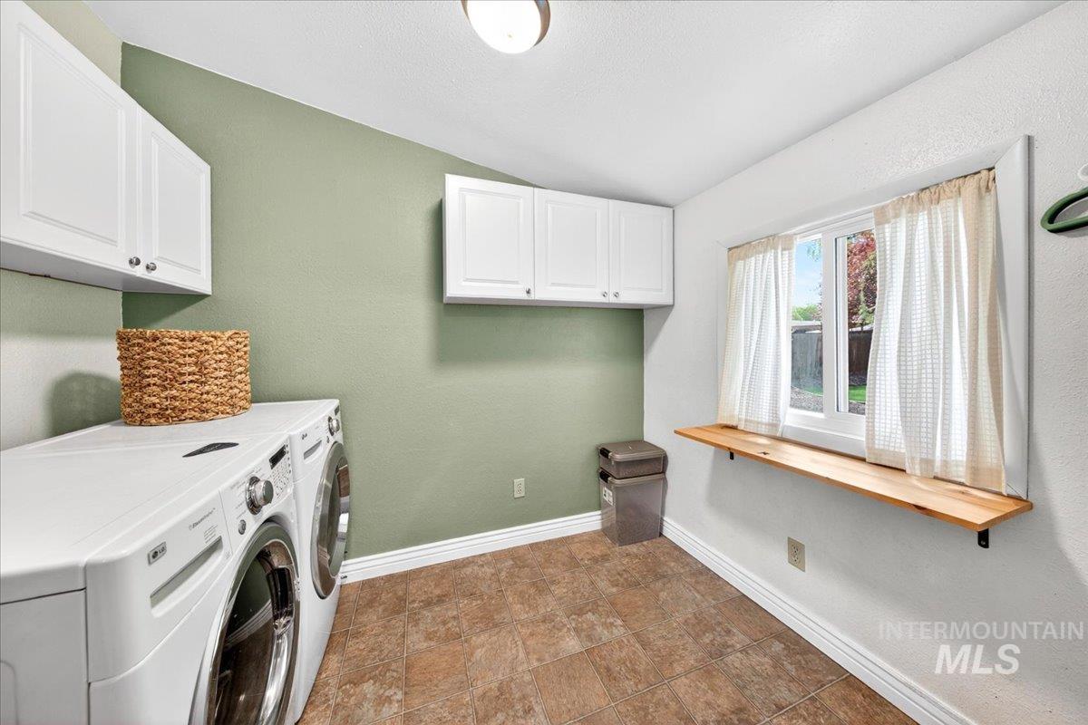 3101 W Targee St, Boise, Idaho 83705, 3 Bedrooms, 2 Bathrooms, Residential For Sale, Price $485,000,MLS 98983178