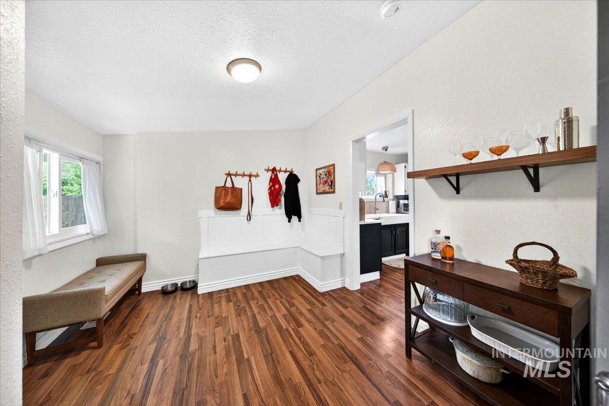 3101 W Targee St, Boise, Idaho 83705, 3 Bedrooms, 2 Bathrooms, Residential For Sale, Price $485,000,MLS 98983178