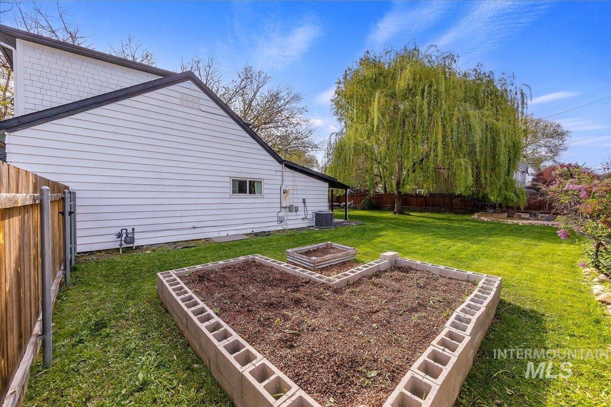 3101 W Targee St, Boise, Idaho 83705, 3 Bedrooms, 2 Bathrooms, Residential For Sale, Price $485,000,MLS 98983178