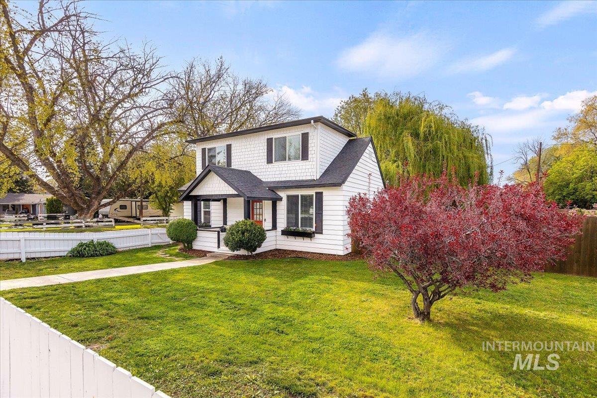 3101 W Targee St, Boise, Idaho 83705, 3 Bedrooms, 2 Bathrooms, Residential For Sale, Price $485,000,MLS 98983178