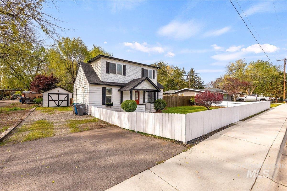 3101 W Targee St, Boise, Idaho 83705, 3 Bedrooms, 2 Bathrooms, Residential For Sale, Price $485,000,MLS 98983178