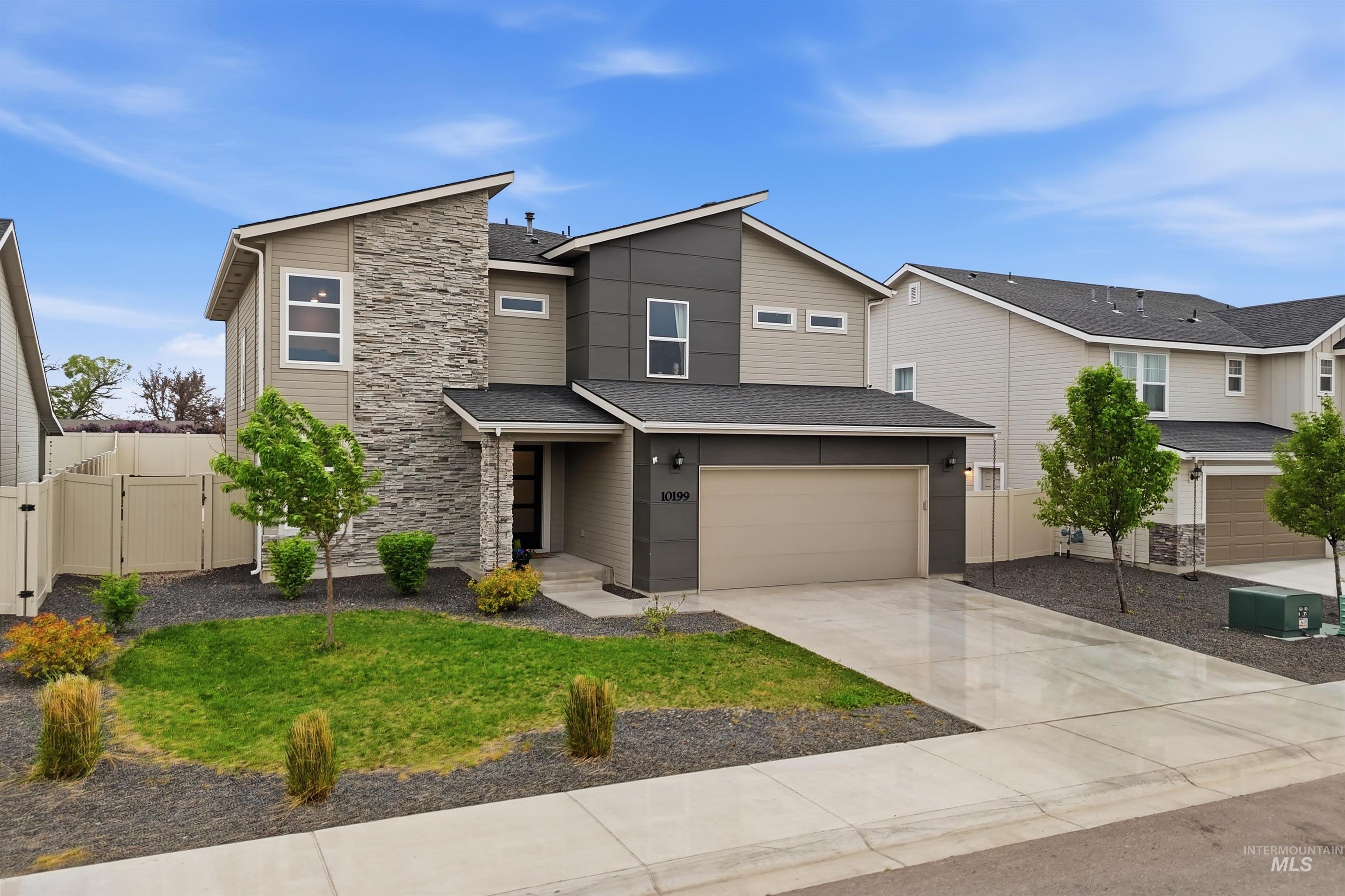 10199 W Gladiola St, Star, Idaho 83669, 4 Bedrooms, 3 Bathrooms, Residential For Sale, Price $559,000,MLS 98983179