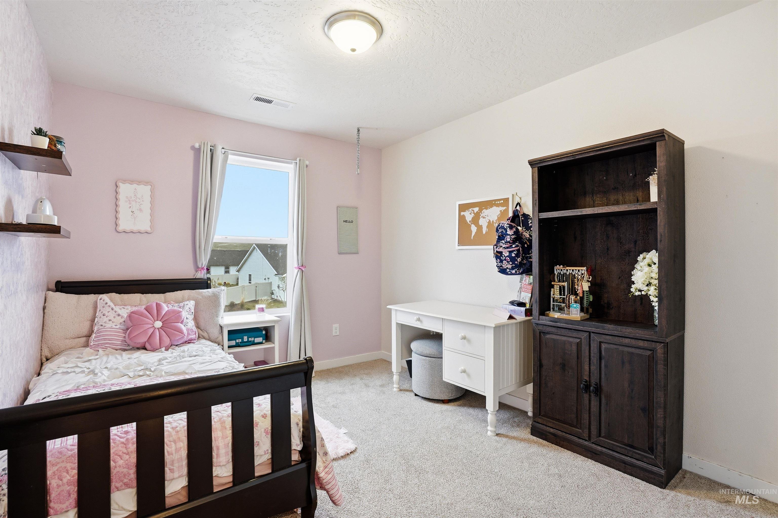 10199 W Gladiola St, Star, Idaho 83669, 4 Bedrooms, 3 Bathrooms, Residential For Sale, Price $559,000,MLS 98983179