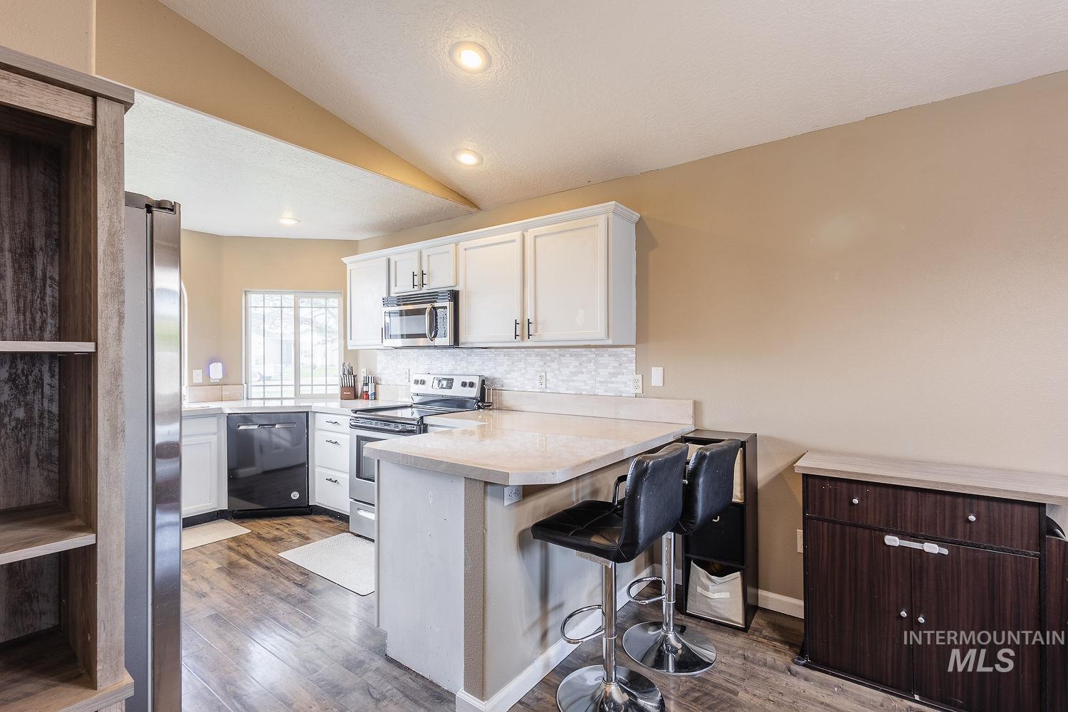 14288 Blue Ridge St, Caldwell, Idaho 83607, 3 Bedrooms, 2 Bathrooms, Residential For Sale, Price $365,000,MLS 98983180