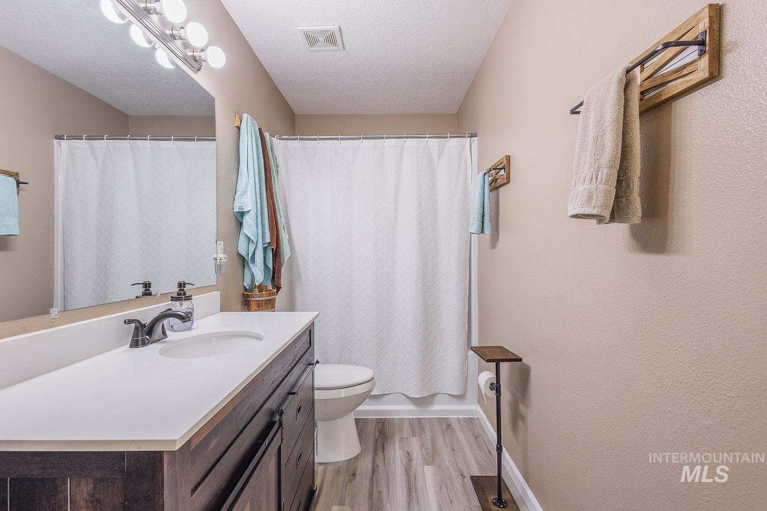 14288 Blue Ridge St, Caldwell, Idaho 83607, 3 Bedrooms, 2 Bathrooms, Residential For Sale, Price $365,000,MLS 98983180