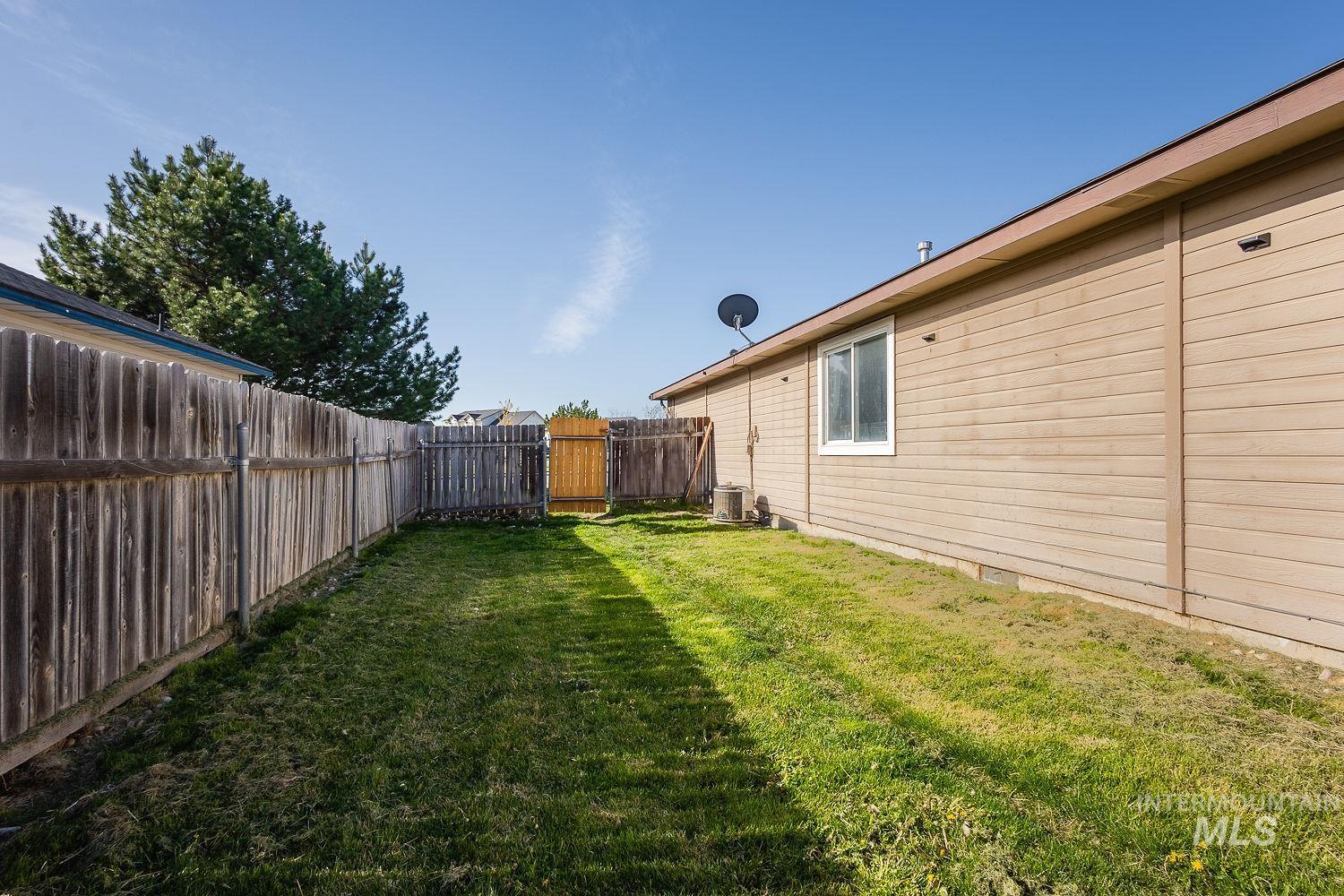 14288 Blue Ridge St, Caldwell, Idaho 83607, 3 Bedrooms, 2 Bathrooms, Residential For Sale, Price $365,000,MLS 98983180