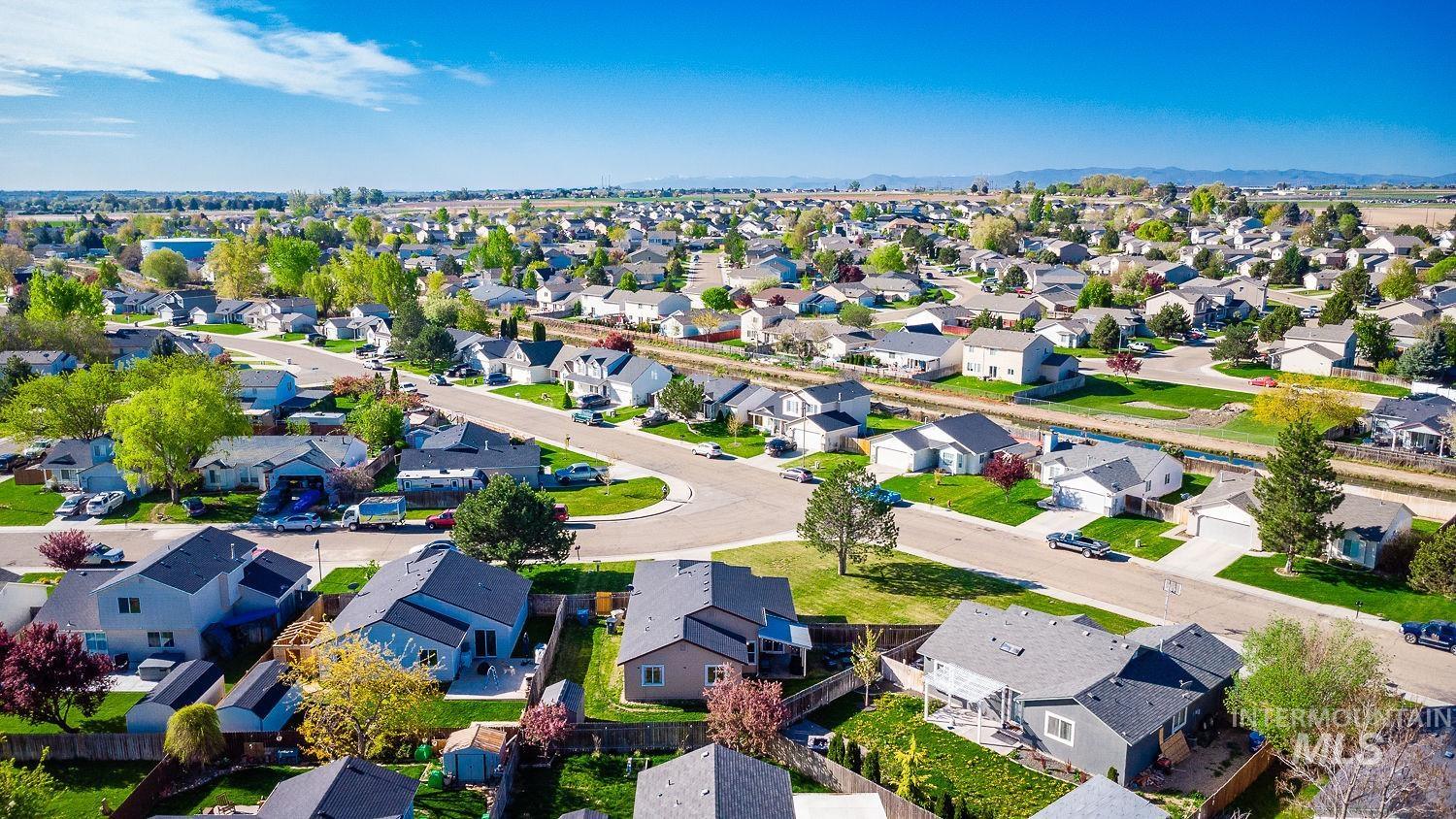 14288 Blue Ridge St, Caldwell, Idaho 83607, 3 Bedrooms, 2 Bathrooms, Residential For Sale, Price $365,000,MLS 98983180