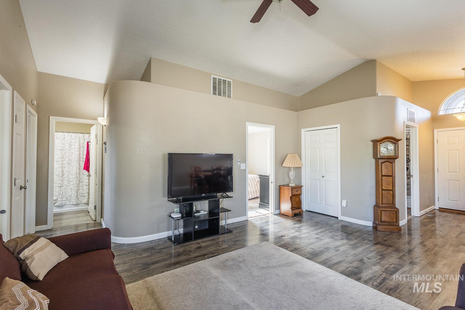 14288 Blue Ridge St, Caldwell, Idaho 83607, 3 Bedrooms, 2 Bathrooms, Residential For Sale, Price $365,000,MLS 98983180