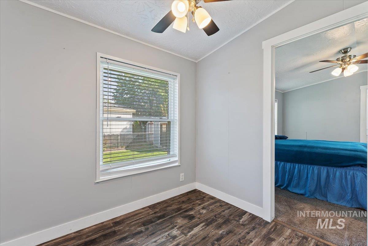 714 Round Valley St, Nampa, Idaho 83687, 2 Bedrooms, 2 Bathrooms, Residential For Sale, Price $129,900,MLS 98983181