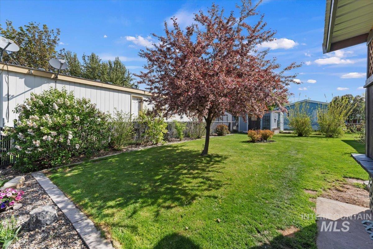 714 Round Valley St, Nampa, Idaho 83687, 2 Bedrooms, 2 Bathrooms, Residential For Sale, Price $129,900, 98983181