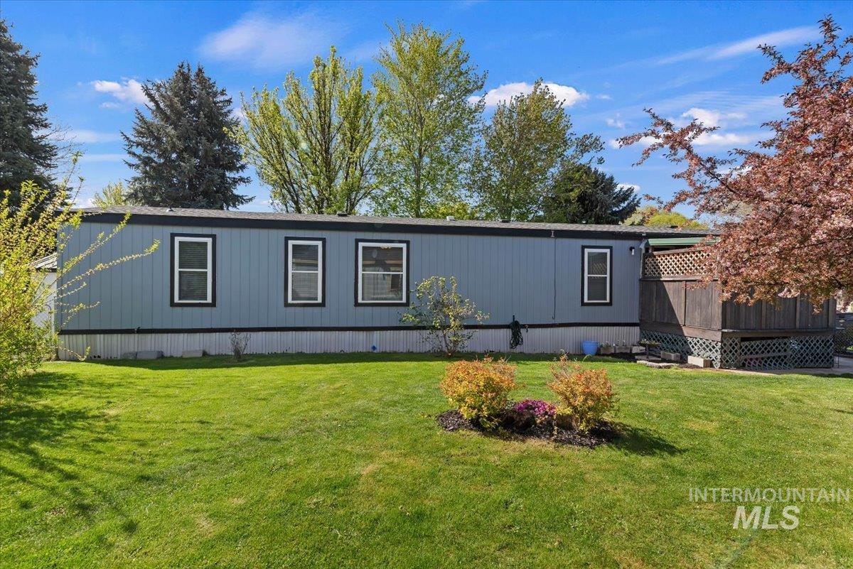 714 Round Valley St, Nampa, Idaho 83687, 2 Bedrooms, 2 Bathrooms, Residential For Sale, Price $129,900,MLS 98983181