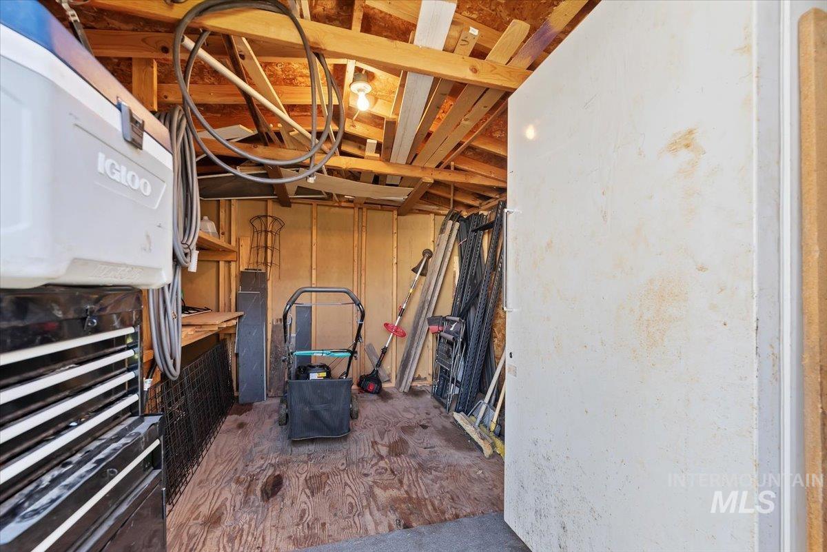 714 Round Valley St, Nampa, Idaho 83687, 2 Bedrooms, 2 Bathrooms, Residential For Sale, Price $129,900,MLS 98983181