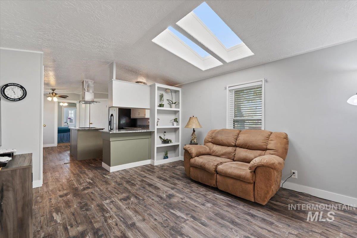 714 Round Valley St, Nampa, Idaho 83687, 2 Bedrooms, 2 Bathrooms, Residential For Sale, Price $129,900, 98983181