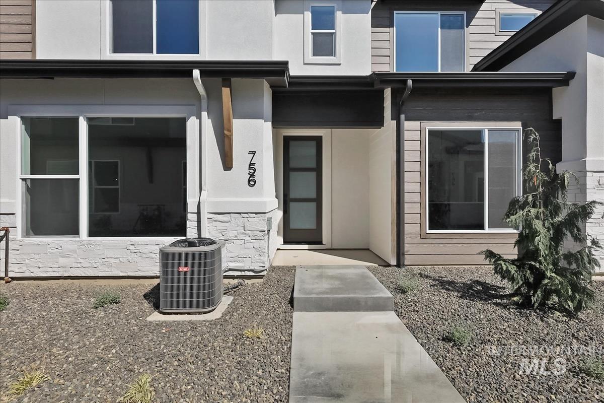 756 S Calhoun Ln, Star, Idaho 83669, 3 Bedrooms, 2.5 Bathrooms, Residential For Sale, Price $429,880,MLS 98983186