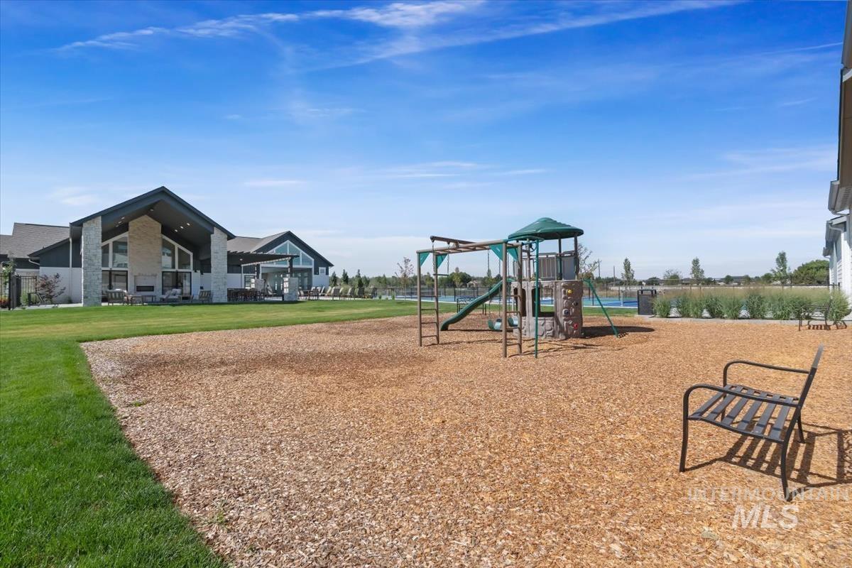 756 S Calhoun Ln, Star, Idaho 83669, 3 Bedrooms, 2.5 Bathrooms, Residential For Sale, Price $429,880,MLS 98983186