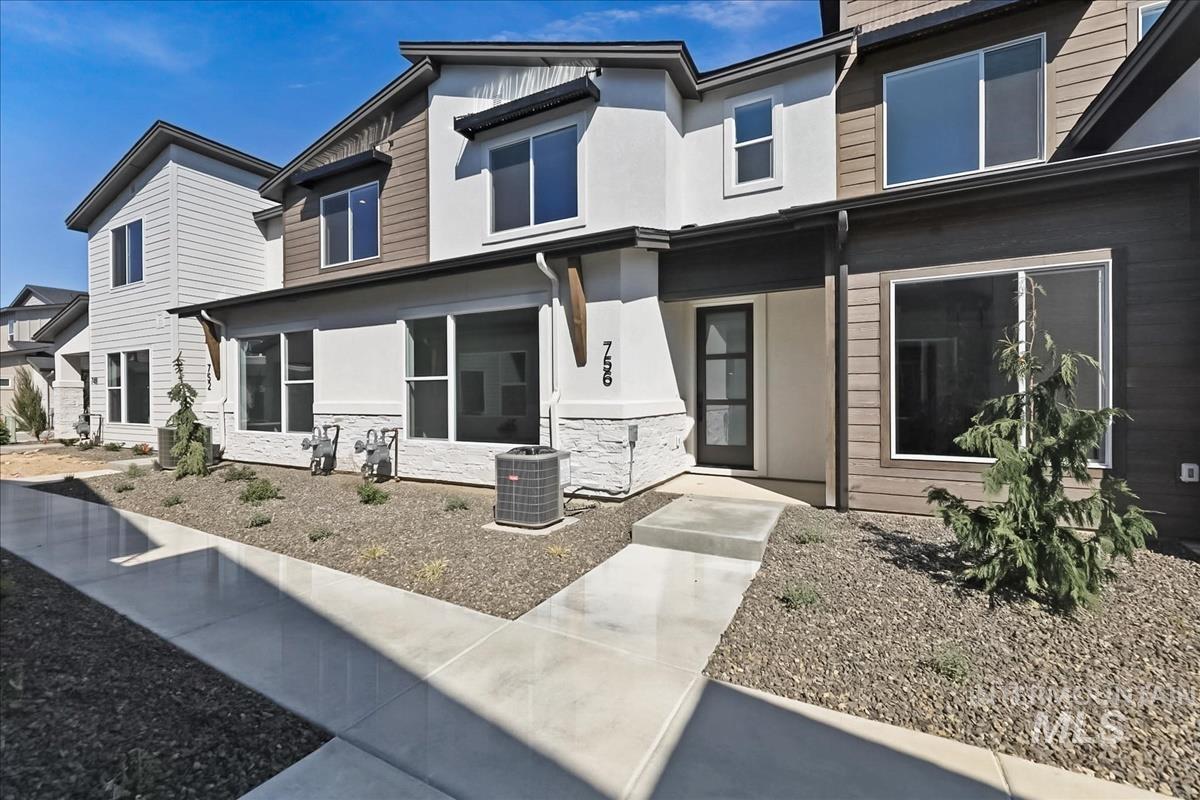 756 S Calhoun Ln, Star, Idaho 83669, 3 Bedrooms, 2.5 Bathrooms, Residential For Sale, Price $429,880,MLS 98983186