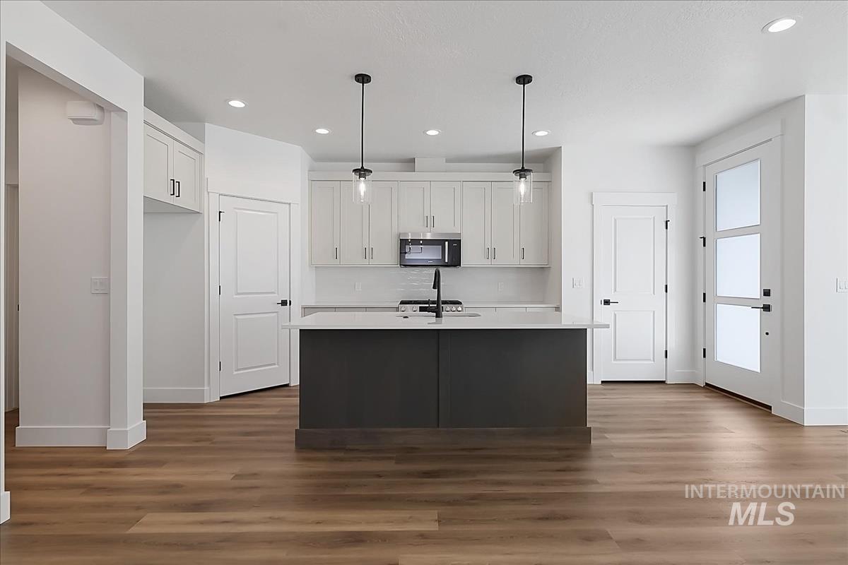 756 S Calhoun Ln, Star, Idaho 83669, 3 Bedrooms, 2.5 Bathrooms, Residential For Sale, Price $429,880,MLS 98983186