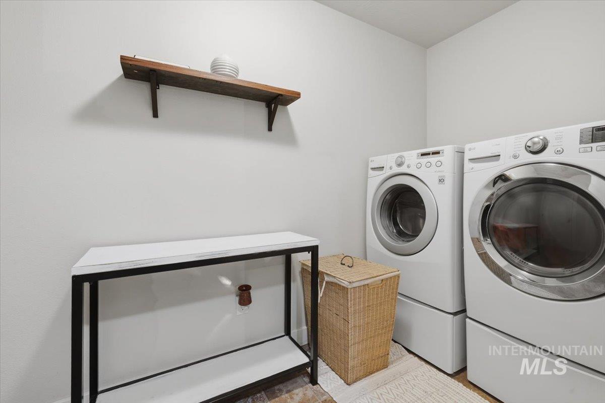 4124 S Raintree Dr., Nampa, Idaho 83686, 4 Bedrooms, 2.5 Bathrooms, Residential For Sale, Price $459,900, 98983190