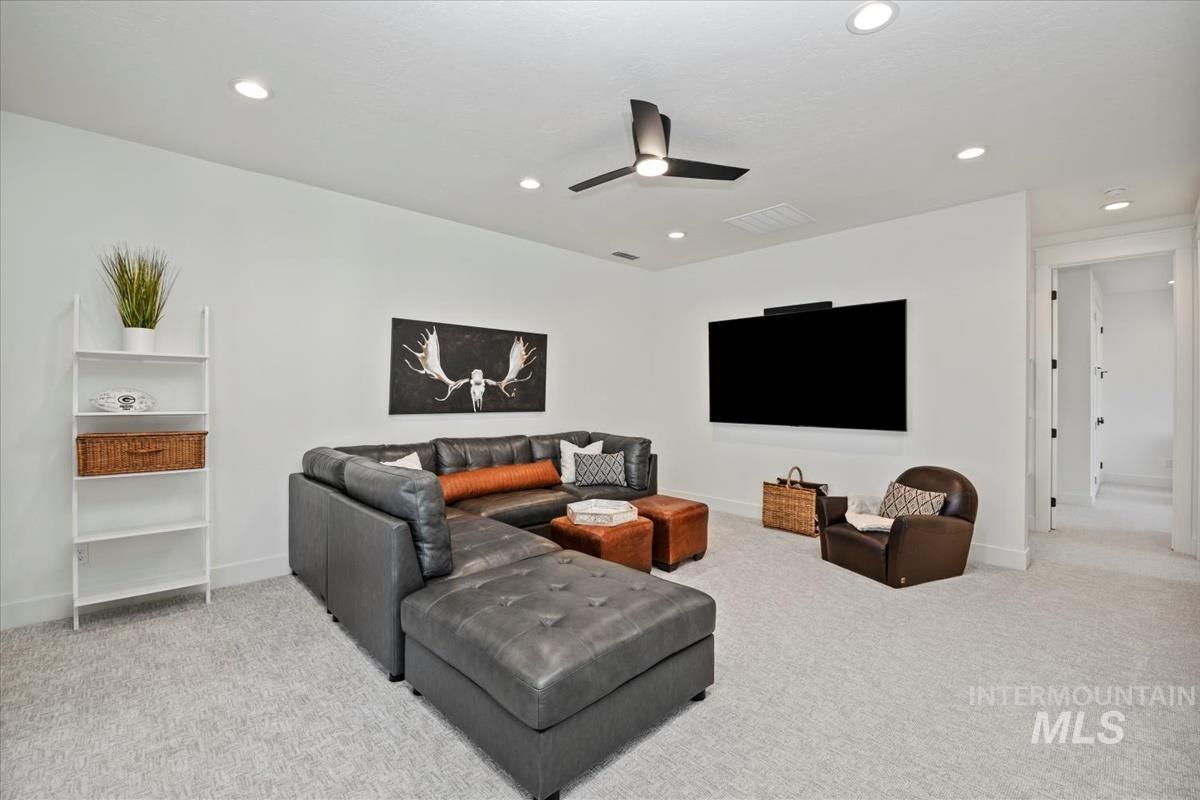 6509 Big Wood Way, Star, Idaho 83669, 4 Bedrooms, 4.5 Bathrooms, Residential For Sale, Price $1,399,000,MLS 98983191