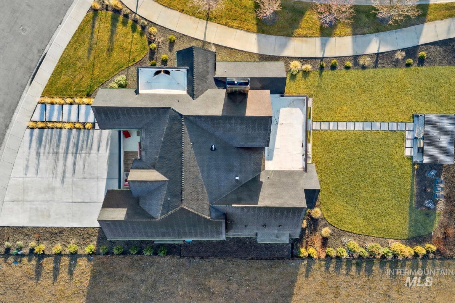 6509 Big Wood Way, Star, Idaho 83669, 4 Bedrooms, 4.5 Bathrooms, Residential For Sale, Price $1,399,000,MLS 98983191