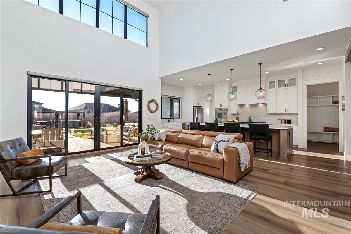 6509 Big Wood Way, Star, Idaho 83669, 4 Bedrooms, 4.5 Bathrooms, Residential For Sale, Price $1,399,000,MLS 98983191