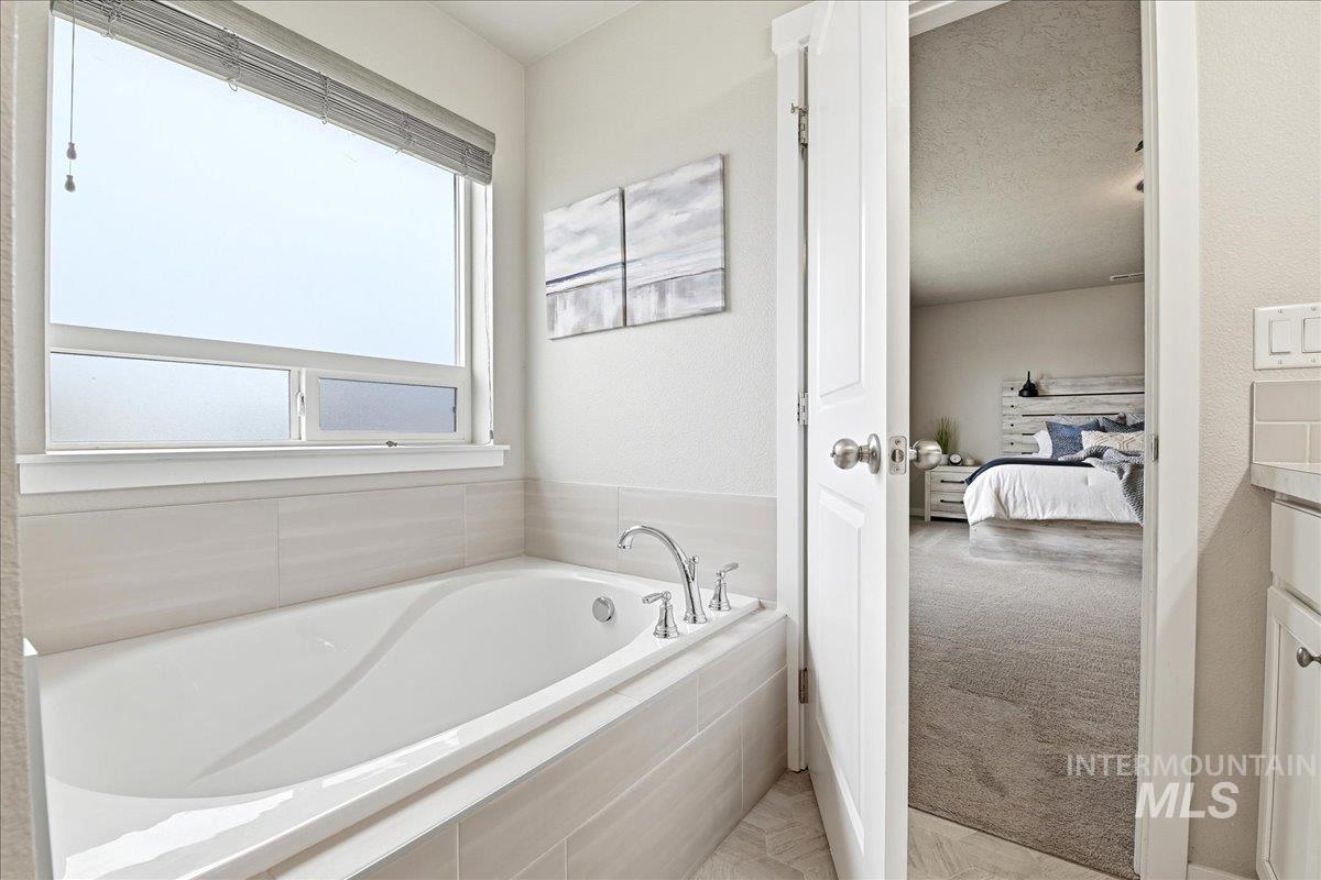 11421 W Belgrave St, Nampa, Idaho 83651, 5 Bedrooms, 4 Bathrooms, Residential For Sale, Price $549,900,MLS 98983193