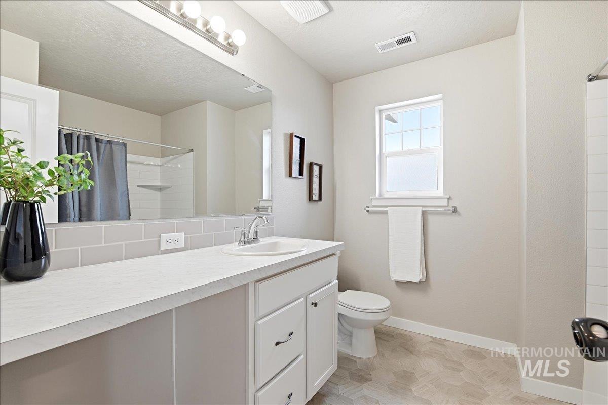 11421 W Belgrave St, Nampa, Idaho 83651, 5 Bedrooms, 4 Bathrooms, Residential For Sale, Price $549,900,MLS 98983193