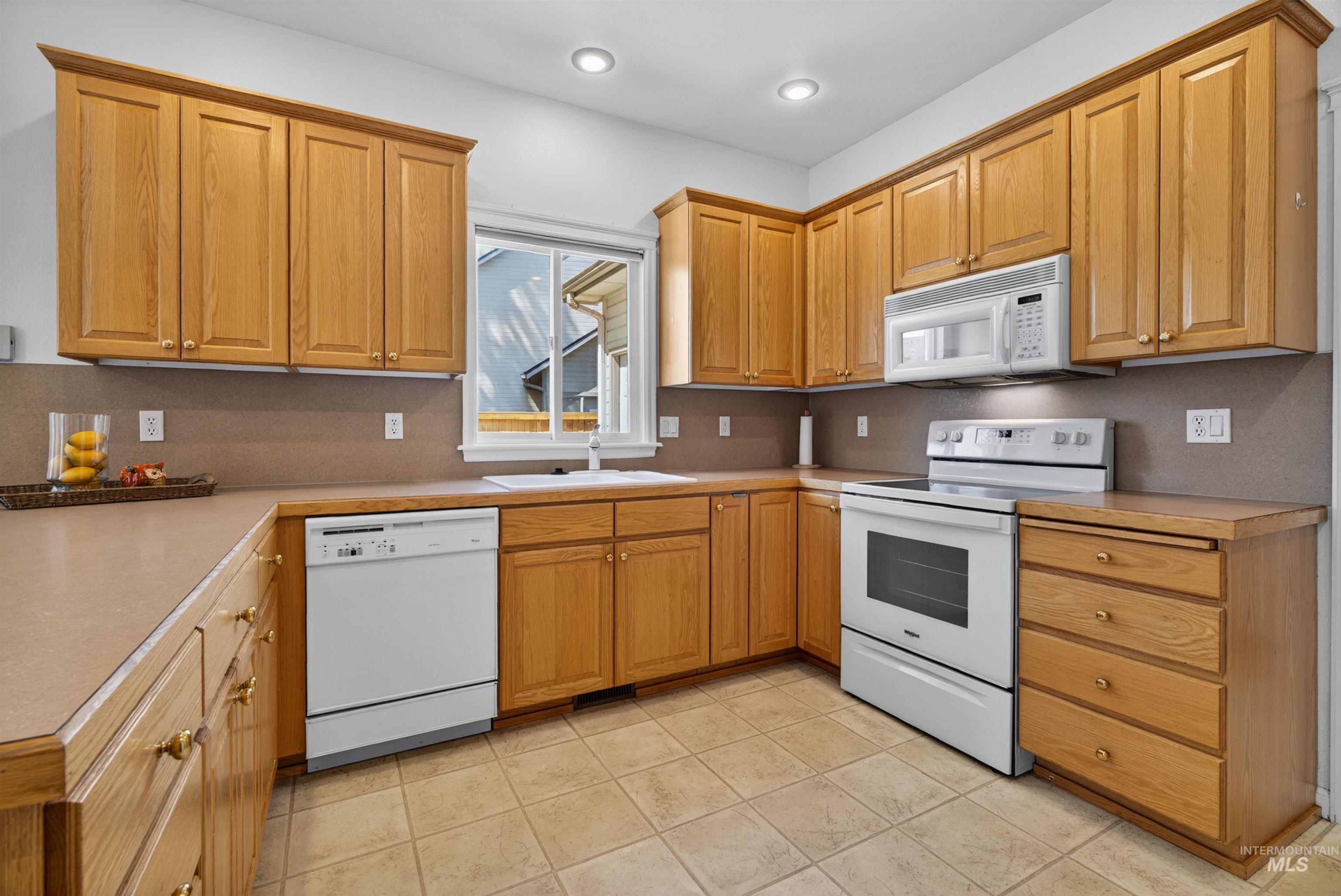 13033 W Picadilly St, Boise, Idaho 83713, 3 Bedrooms, 2.5 Bathrooms, Residential For Sale, Price $600,000, 98983194