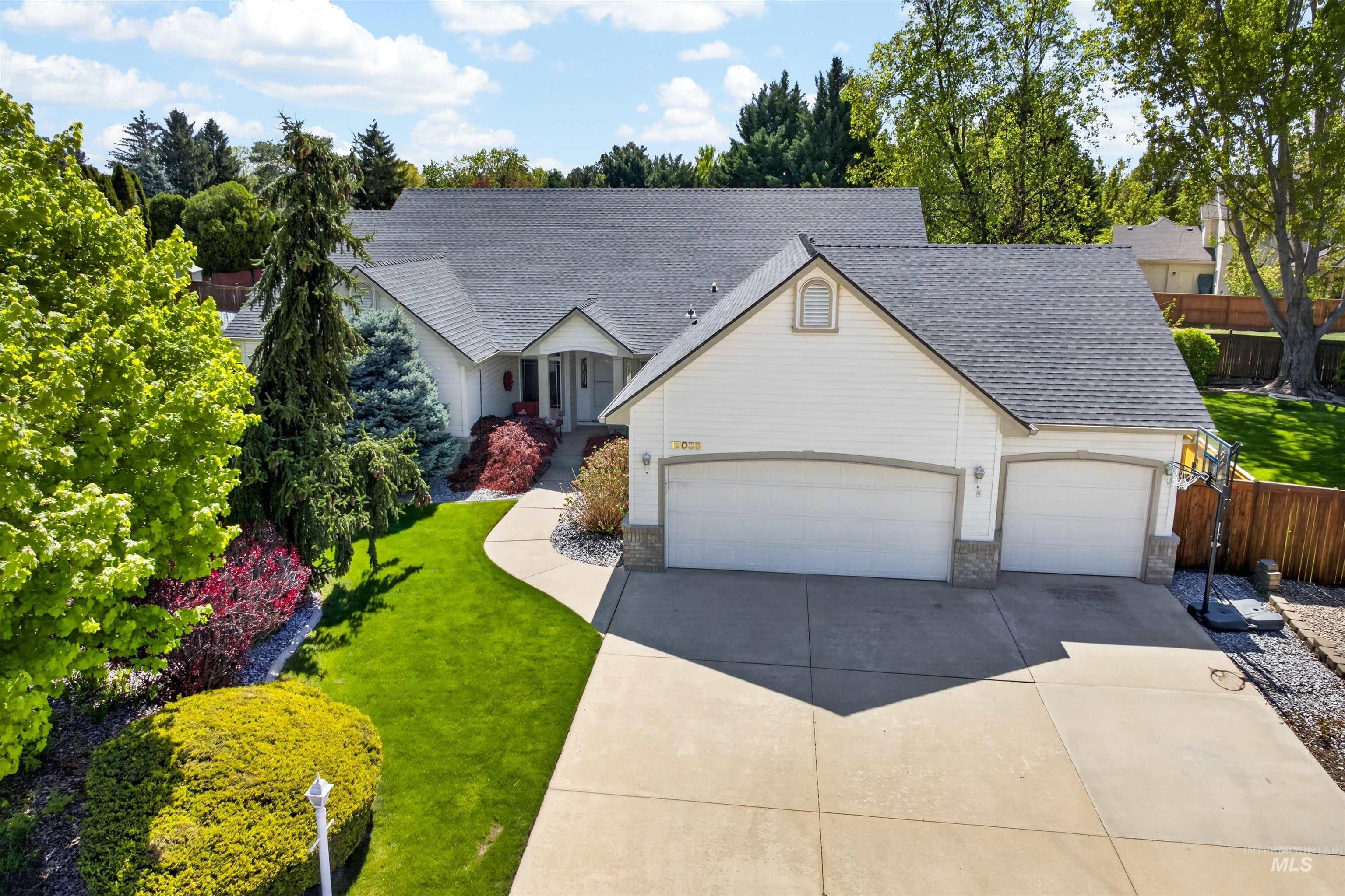 13033 W Picadilly St, Boise, Idaho 83713, 3 Bedrooms, 2.5 Bathrooms, Residential For Sale, Price $600,000, 98983194