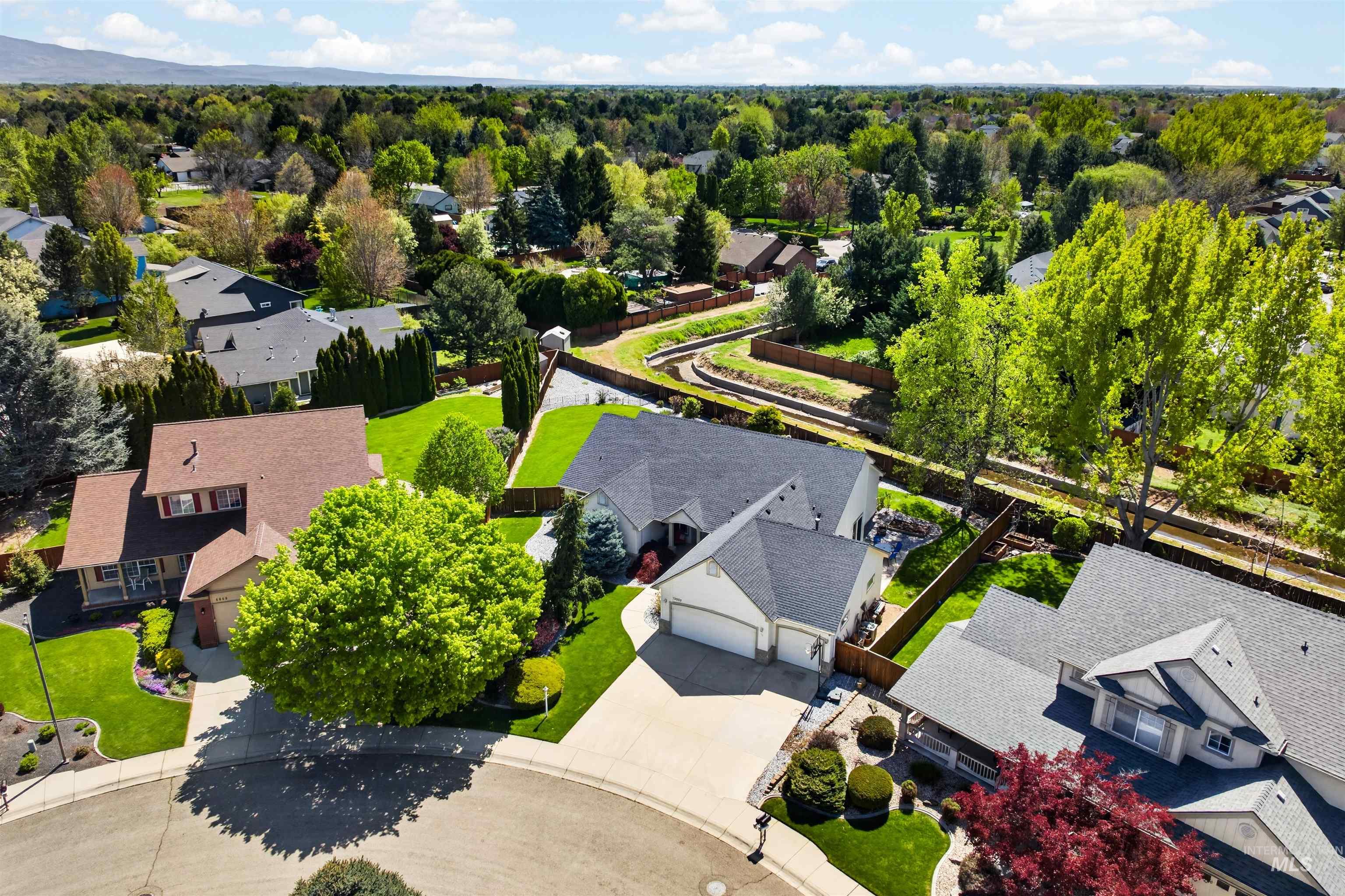 13033 W Picadilly St, Boise, Idaho 83713, 3 Bedrooms, 2.5 Bathrooms, Residential For Sale, Price $600,000, 98983194