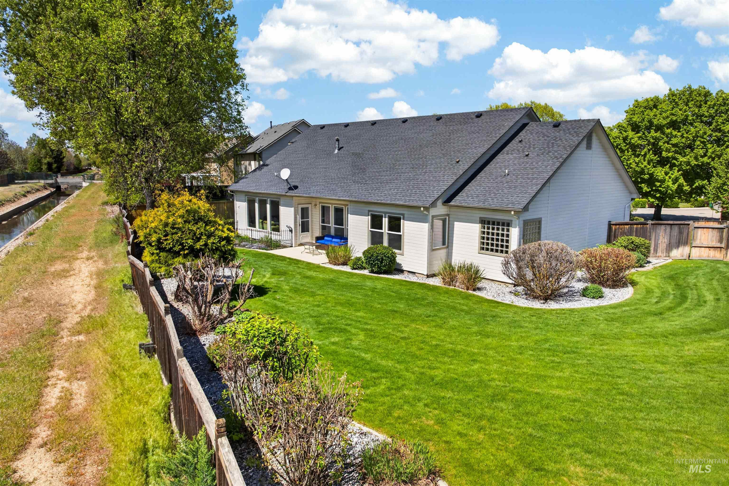 13033 W Picadilly St, Boise, Idaho 83713, 3 Bedrooms, 2.5 Bathrooms, Residential For Sale, Price $600,000, 98983194