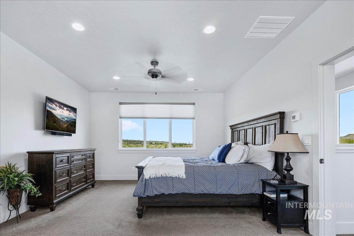 6787 E Warm Springs, Boise, Idaho 83716, 4 Bedrooms, 3 Bathrooms, Residential For Sale, Price $929,900, 98983195